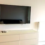 Luxe Center Bay 4 * 앙티브