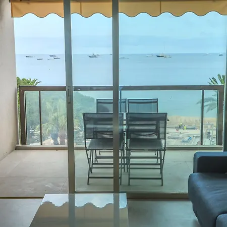 Апартаменты Luxe Center Bay 4 Антиб